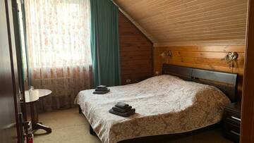 Номер стандарт с 1 двуспальной кроватью (с завтраком) в Гостинице Парк Отель Манжерок